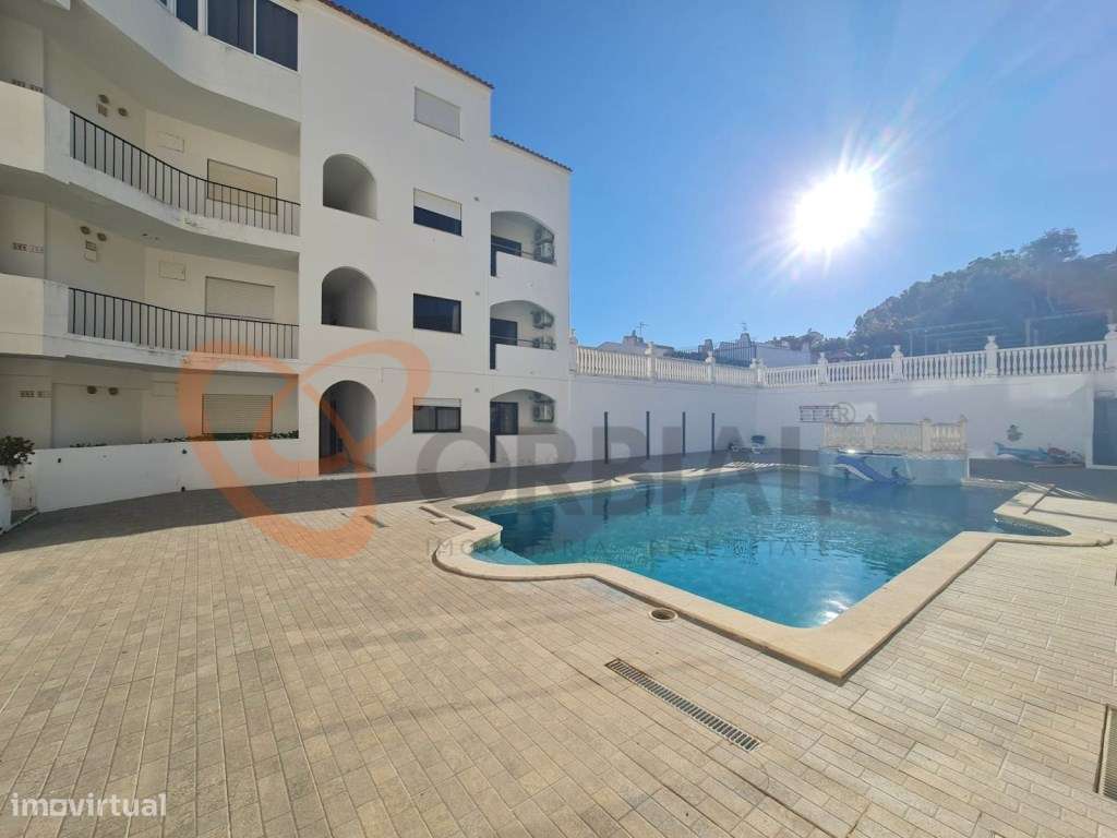 Espaçoso apartamento T1 para venda em Albufeira com piscina-5