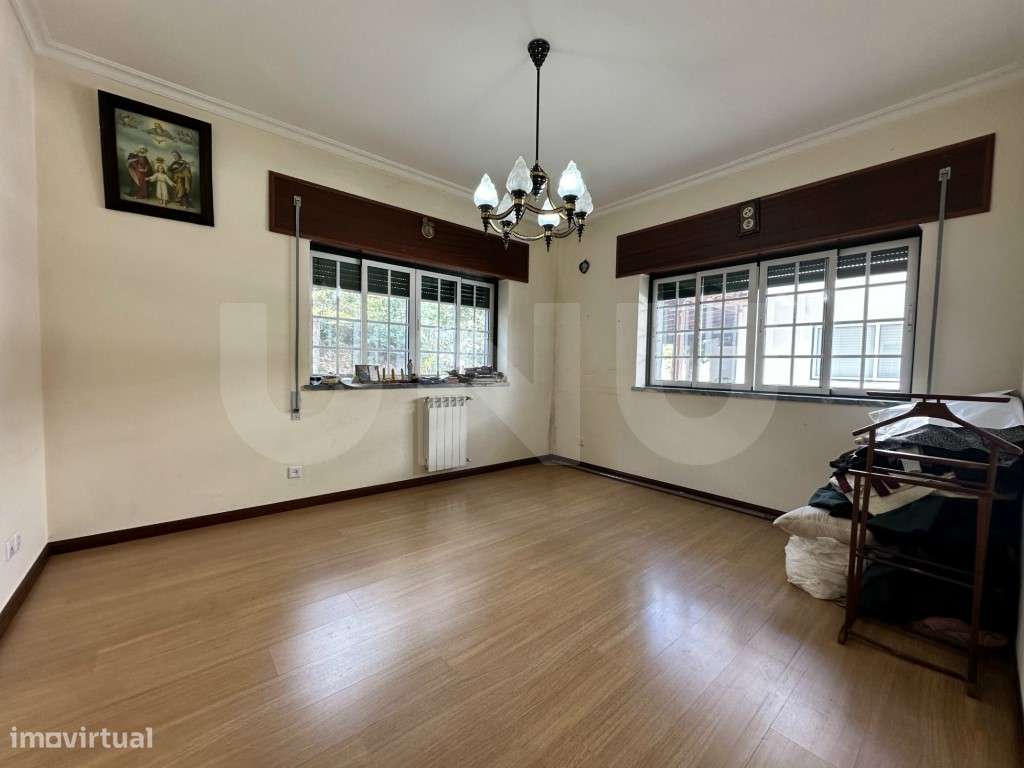 Venda Conjunta: Apartamento T2 com Garagem + Lote de Terreno (3050m...-11