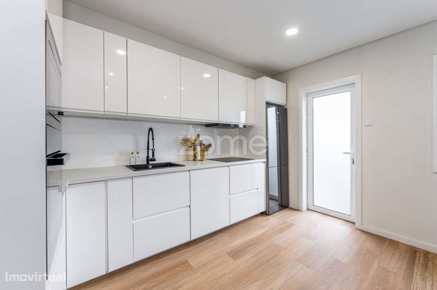 Moradia T2+1 Renovada e Mobilada | Rio Tinto-16