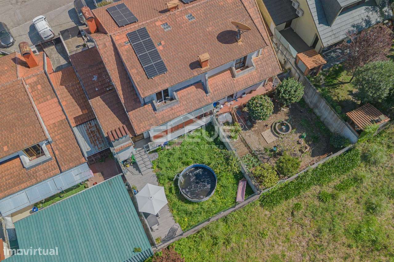 Espetacular Moradia T3 Rechousa - Gaia-32