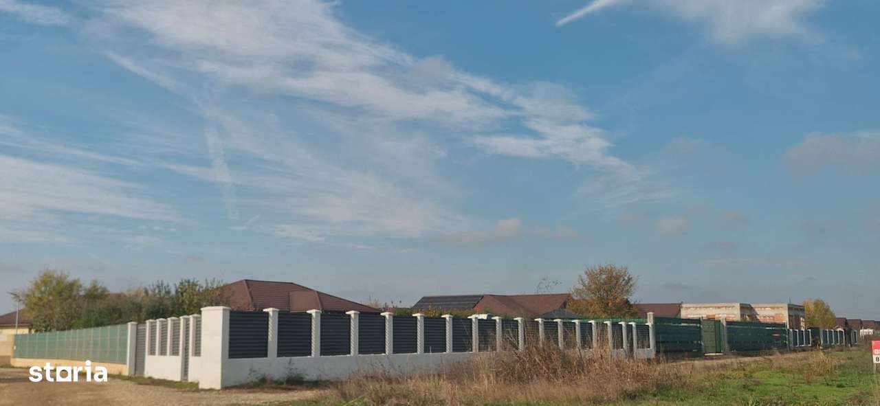 Vanzare teren Balotesti,intre case, 24000 euro-2
