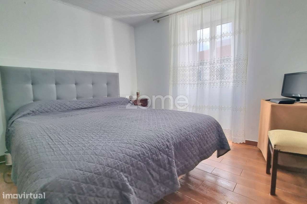 Moradia T3 com Terraço Vista Serra e Mar – Cabouco, Lagoa-7