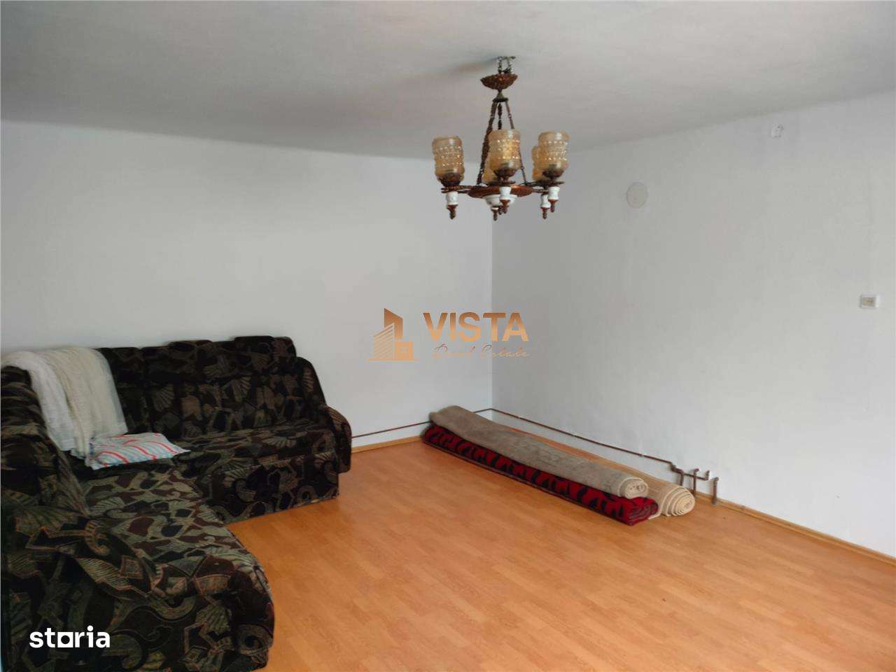 Oportunitate! Casa spatioasa cu teren generos, in Halchiu, Brasov - Imagine principală: 4/12