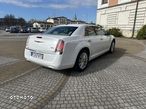 Chrysler 300C - 5