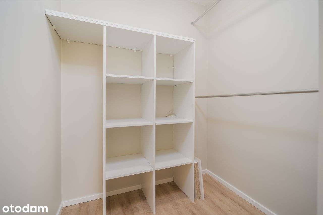 Parking za SZLABANEM | Prysznic + WANNA | Garderoba |-5