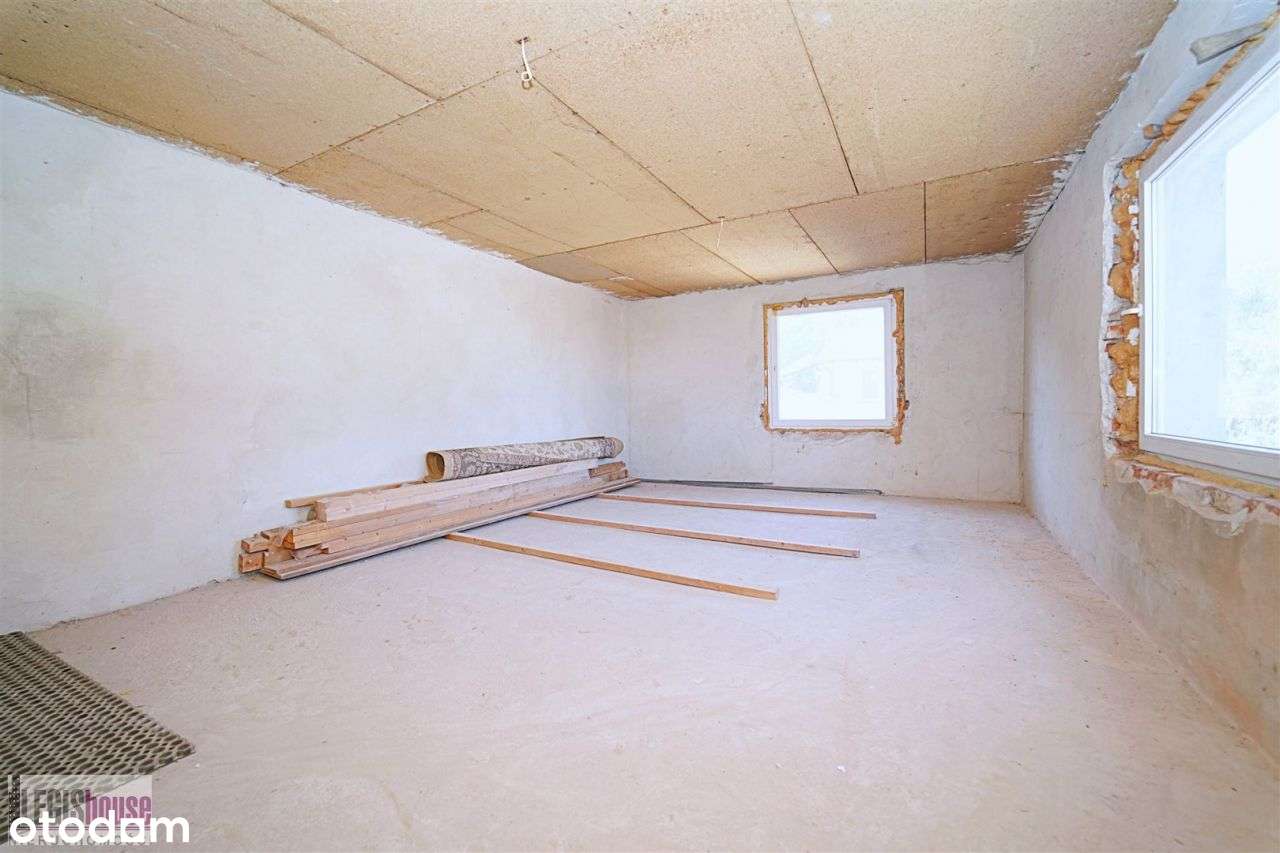 Obiekt O Funkcji Handlowo - Usługowej* Hala* Dom-12