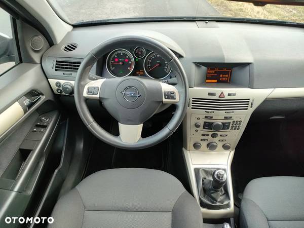 Opel Astra 1.9 CDTI Caravan DPF Edition - 6