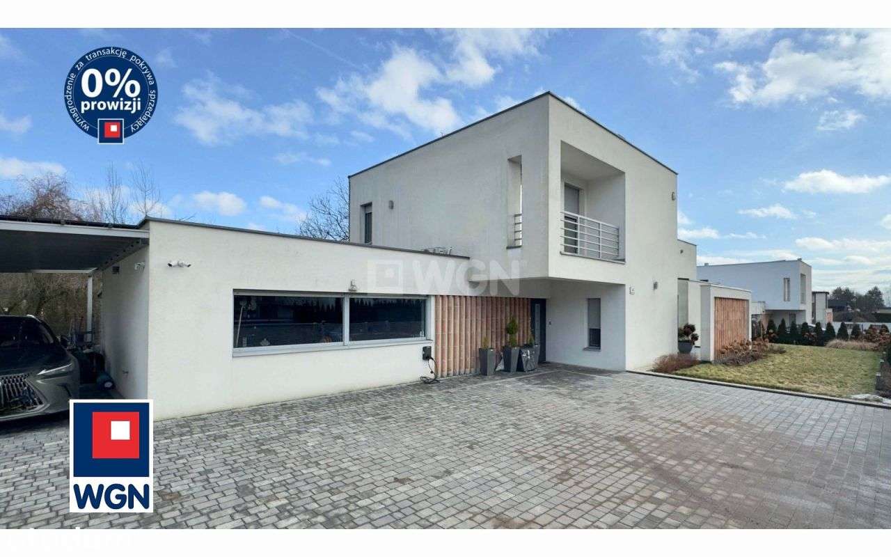 Nowoczesny dom wolnostojący na sprzedaż w Orzeszu.-1