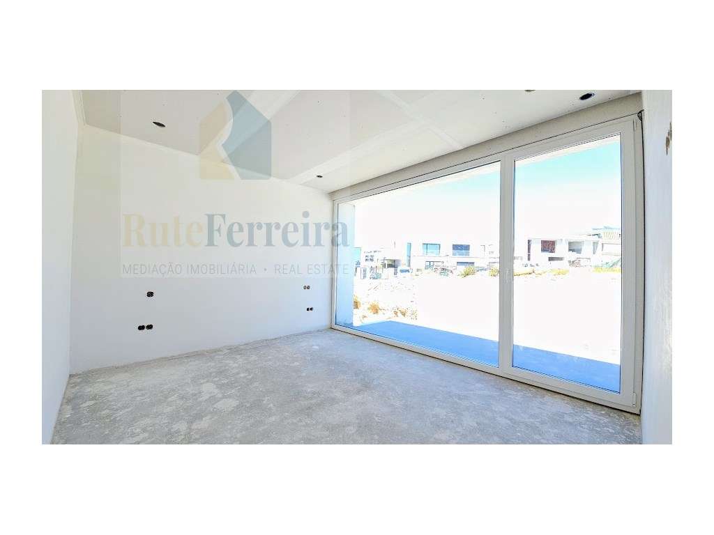 Moradia T4 Nova na Ericeira com Piscina!!!!-17