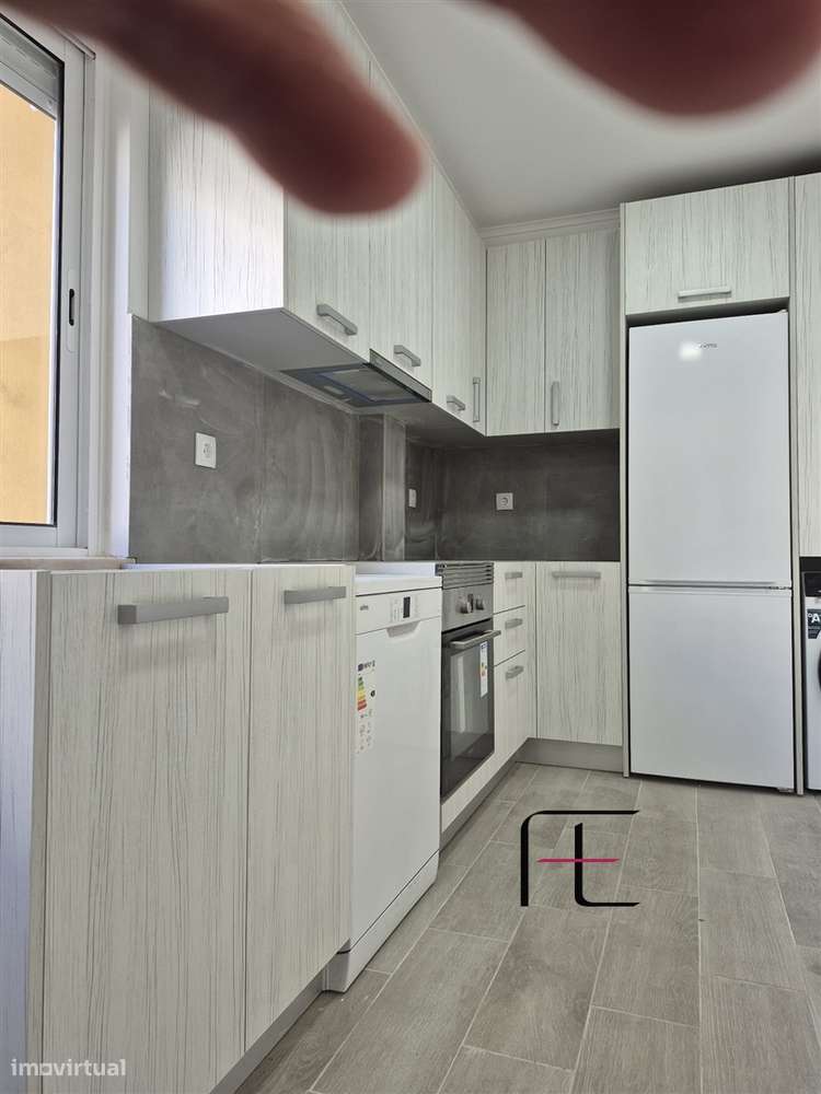Apartamento T2 Venda em Águas Livres,Amadora - Grande imagem: 4/13
