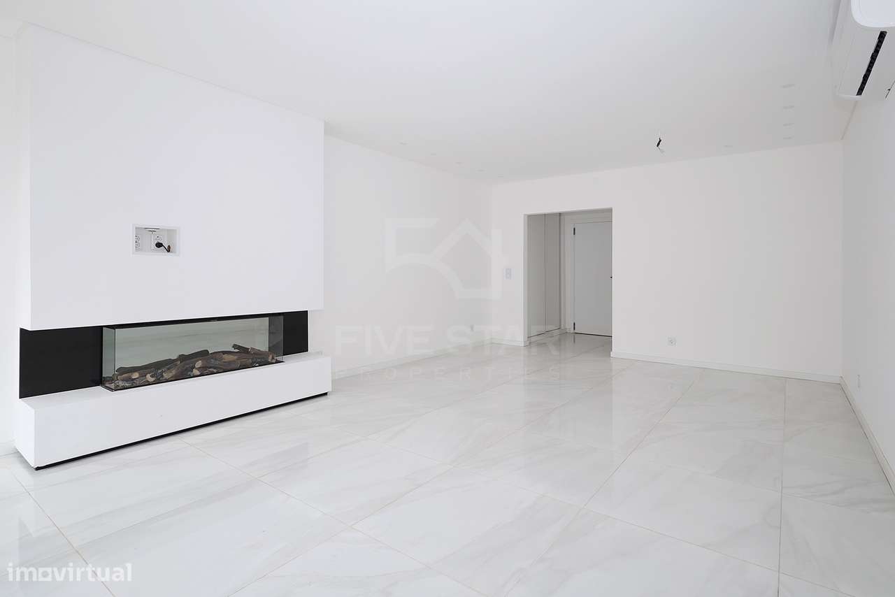 Apartamento T2 - Renovado - Pronto a Habitar - Cascais-11