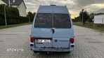 Volkswagen Caravelle - 4