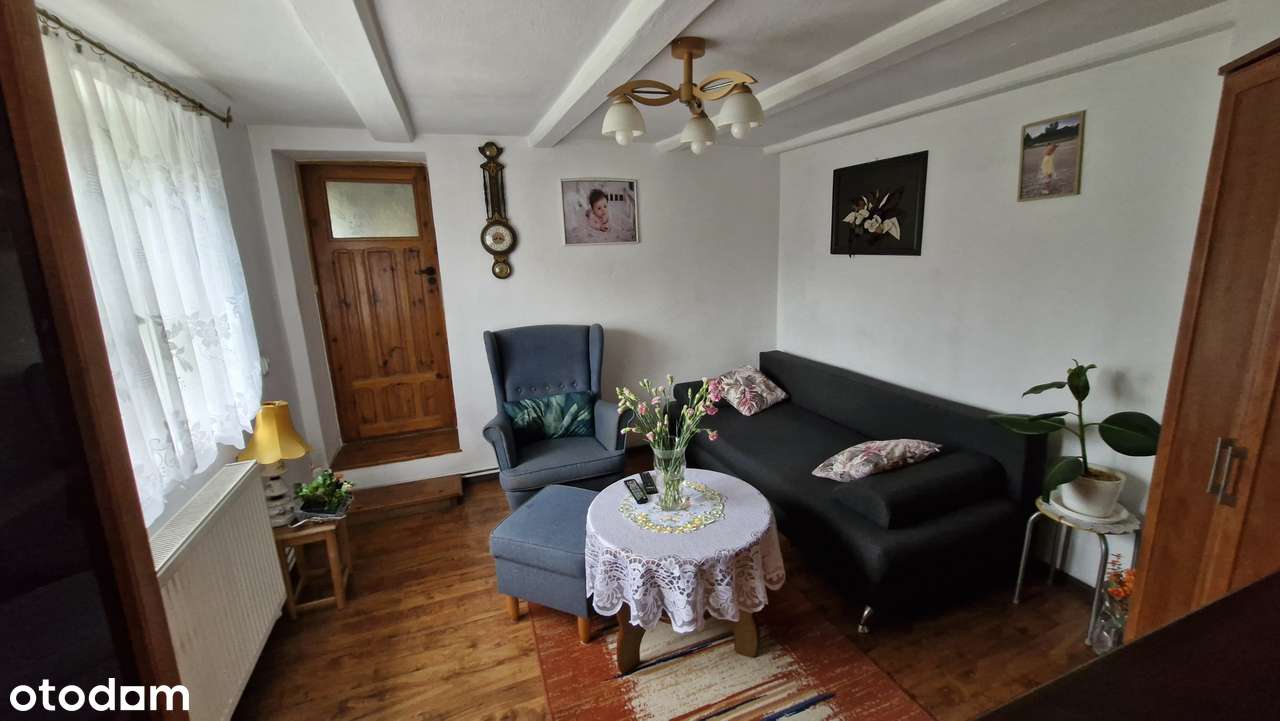 Pół domu z dużym, zadbanym ogrodem- super cena - Pełny obrazek: 5/10