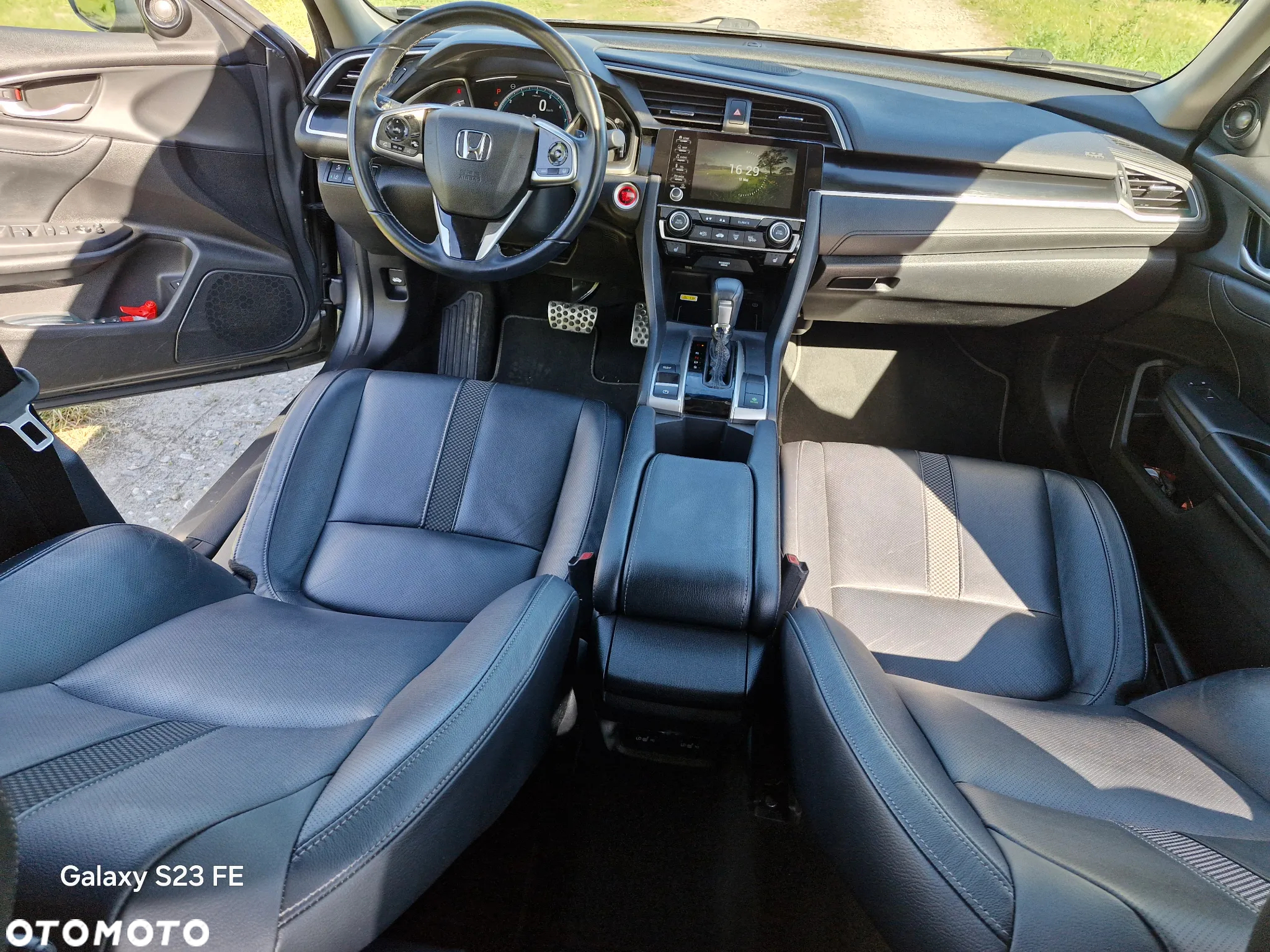 Honda Civic 1.5 i-VTEC Turbo CVT Prestige - 24