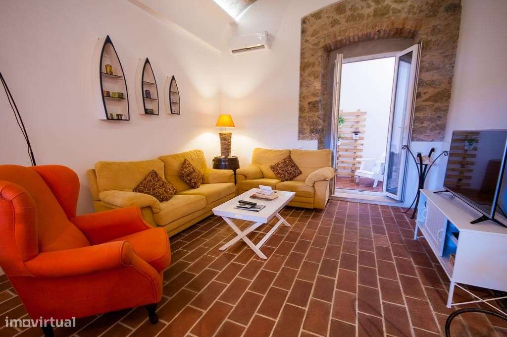 Moradia T4 Centro de Olhão C/ Garagem - Grande imagem: 2/22