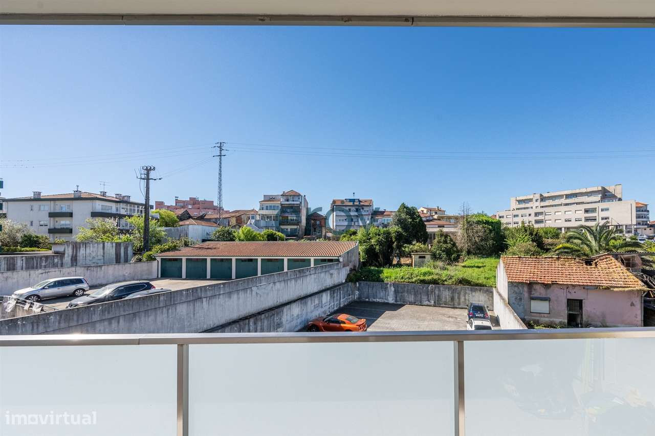 Apartamento T3 C/ 2 Suites em Gondomar-19