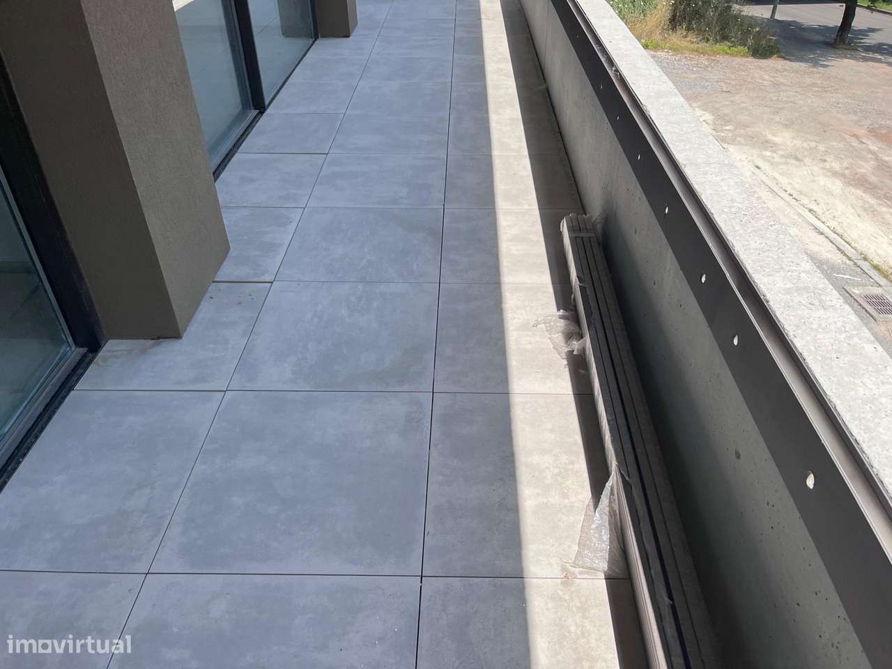 T1 Novo com varanda, garagem e eficiência energética A+-5