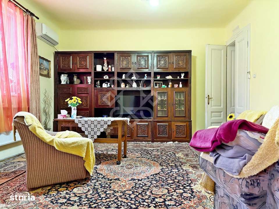 Casa individuala cu teren ultracentral in Oradea - Imagine principală: 4/18