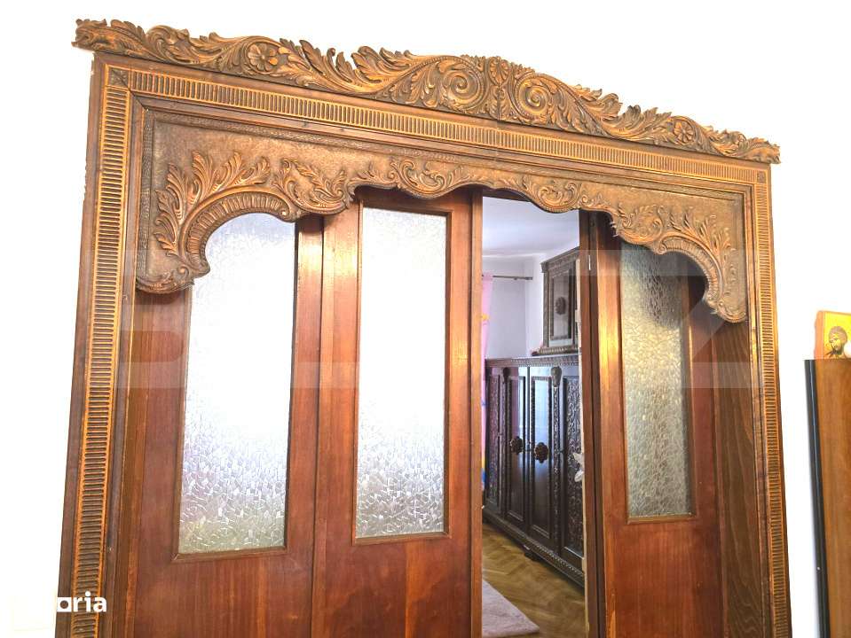 Casa individuala cu arhitectura clasica, renovata exterior, ultracentr - Imagine principală: 3/14