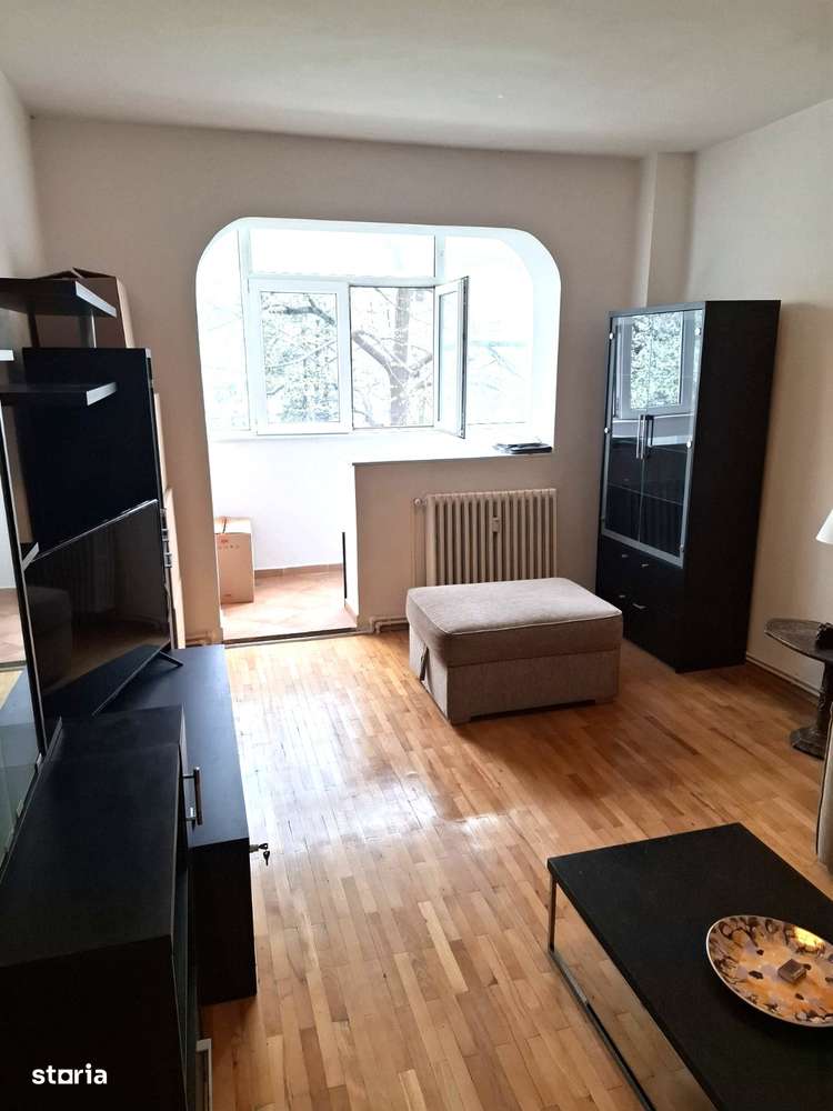3 camere , etaj 1, bld. Balcescu , mobilat , 0% comision-4