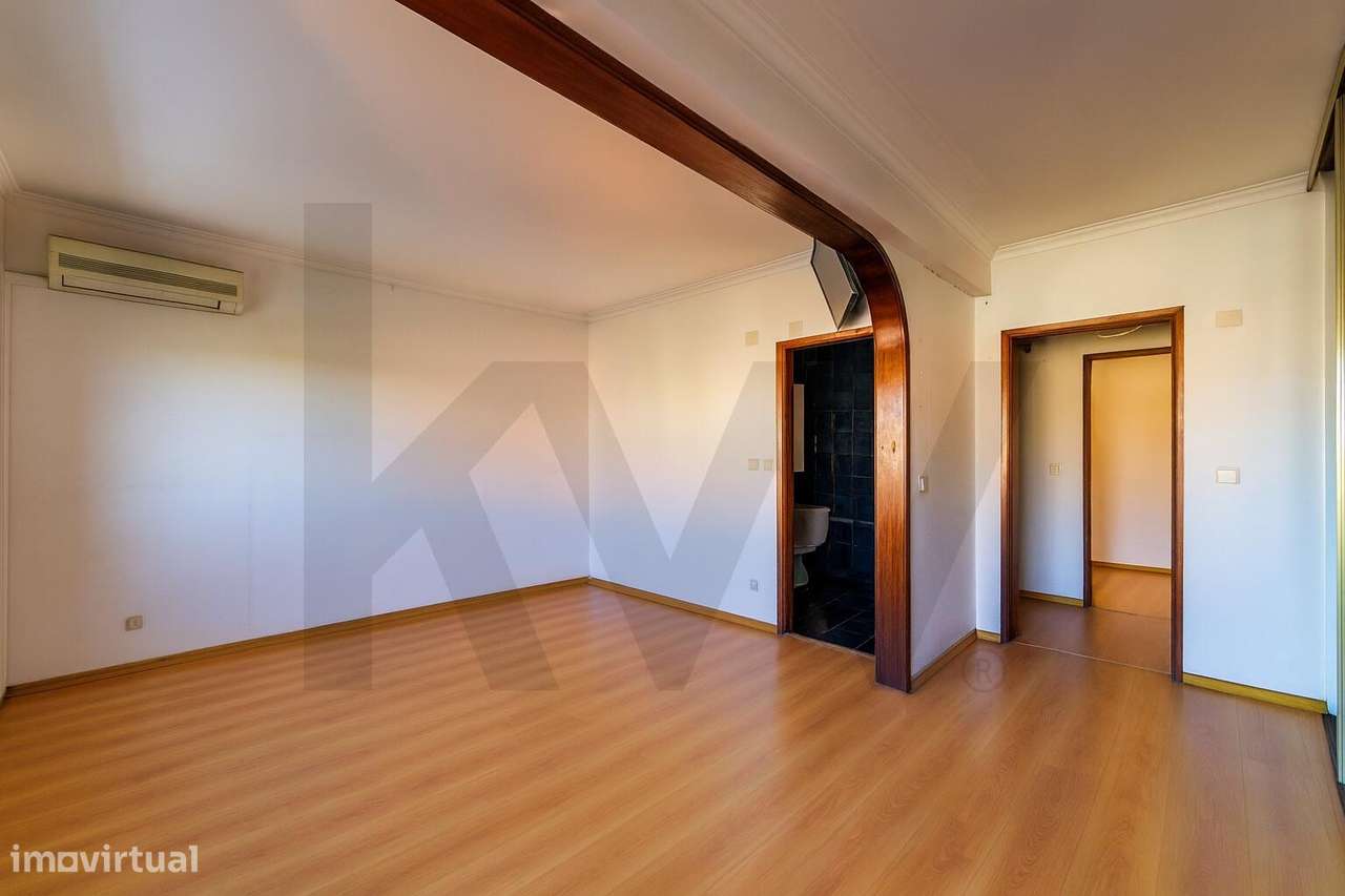 Apartamento T2 em Linda-a-Velha | Miraflores – Localização estratégica - Grande imagem: 3/21