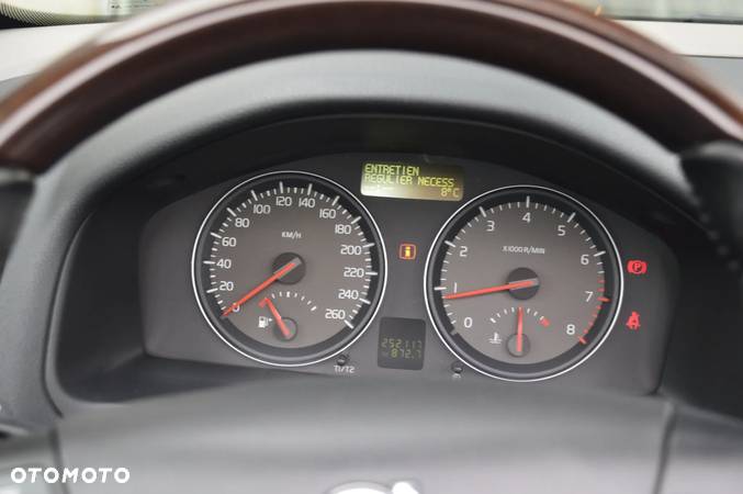 Volvo C70 T5 Summum - 27