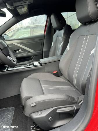 Opel Astra VI 1.2 T GS S&S - 10
