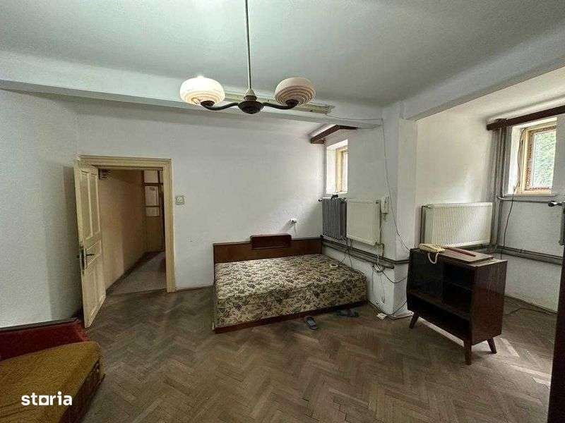 Vand casa zona centrala Craiova - Imagine principală: 5/8