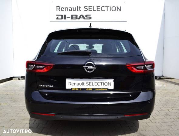 Opel Insignia - 10