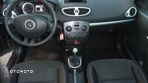 Renault Clio - 12