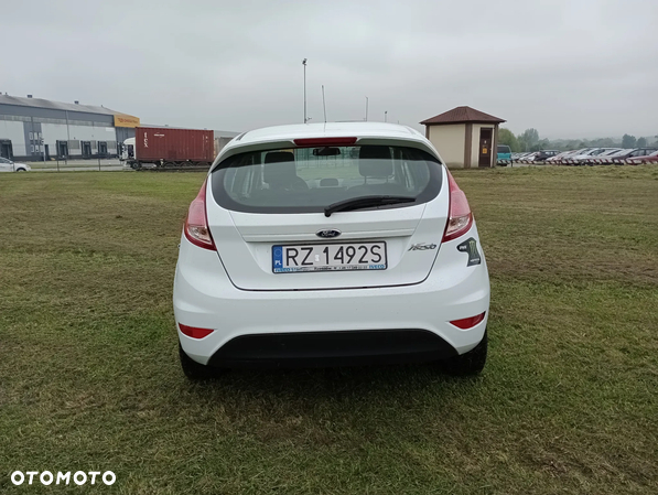 Ford Fiesta 1.5 TDCi Silver X Plus - 6