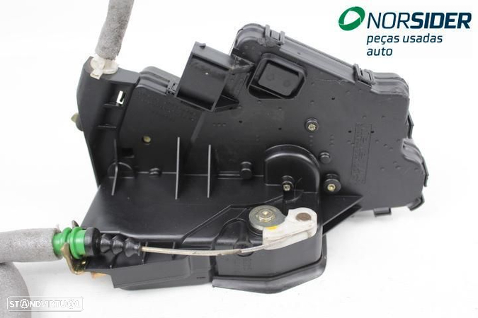 Fecho da porta tras esquerda Bmw Serie-3 (E46)|01-05 - 2