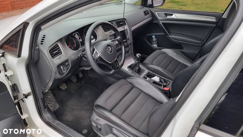 Volkswagen Golf VII 2.0 TDI BMT Highline - 7