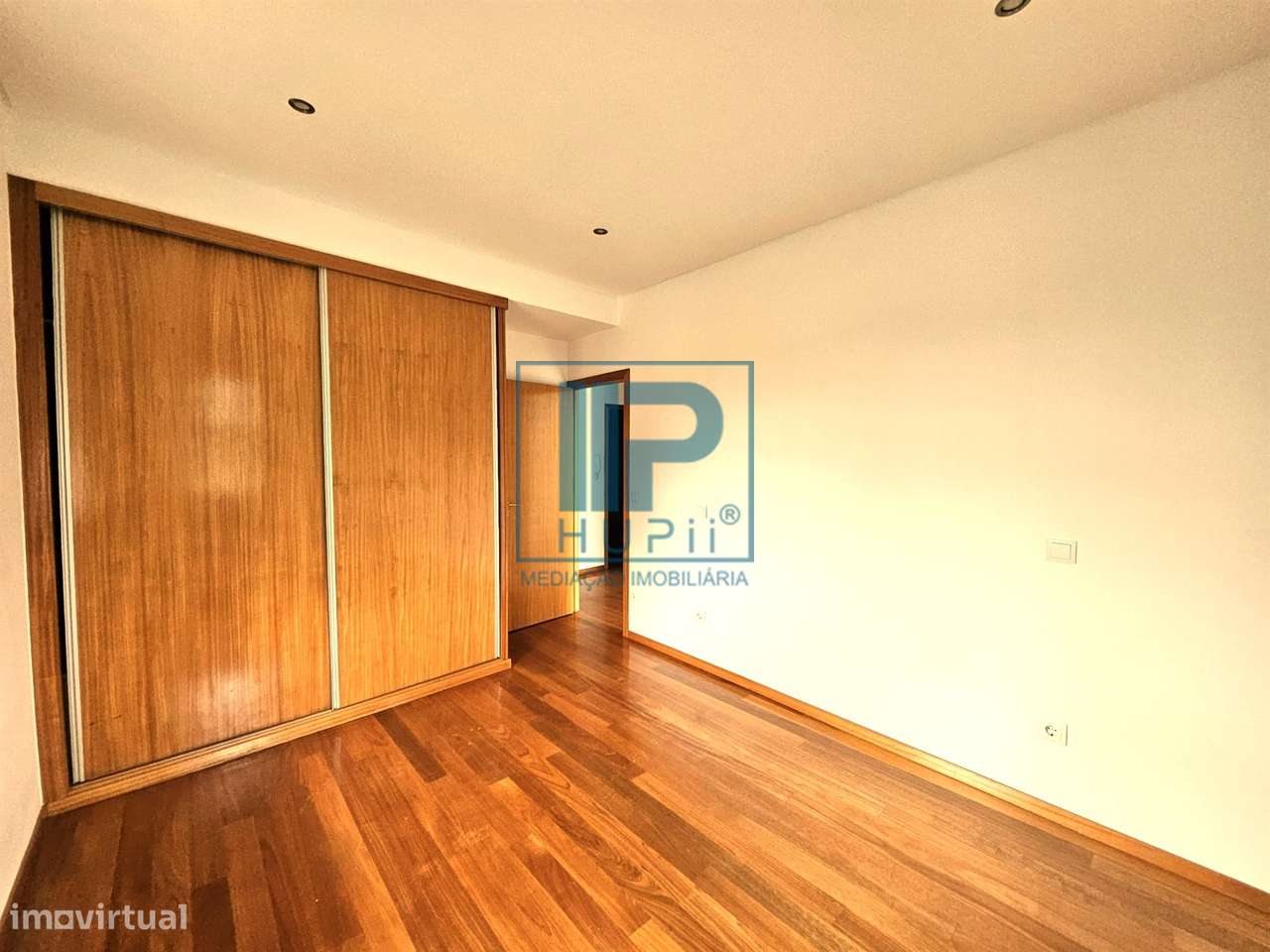 Andar Moradia T3 Arrendamento em Fermentões,Guimarães - Grande imagem: 2/8