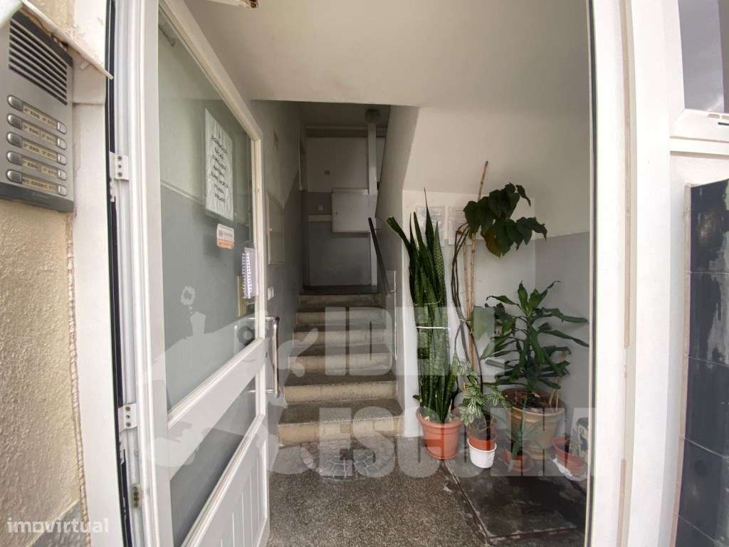 T3 ALMADA BEM LOCALIZADO - Grande imagem: 2/19