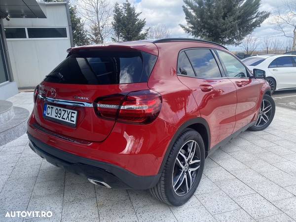 Mercedes-Benz GLA 200 (CDI) d 4Matic 7G-DCT - 3