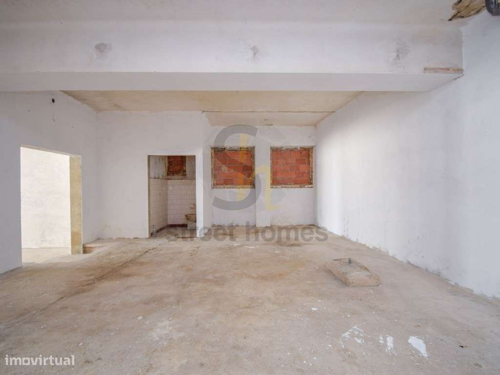 Loja no Centro de Carcavelos - Grande imagem: 3/13