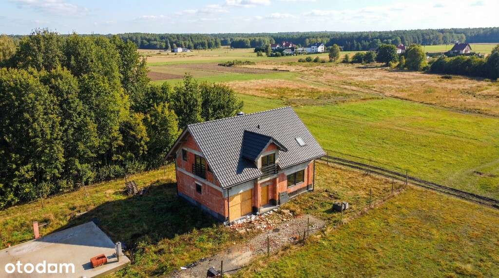 Dom jednorodzinny w spokojnej i zielonej okolicy - Pełny obrazek: 1/5