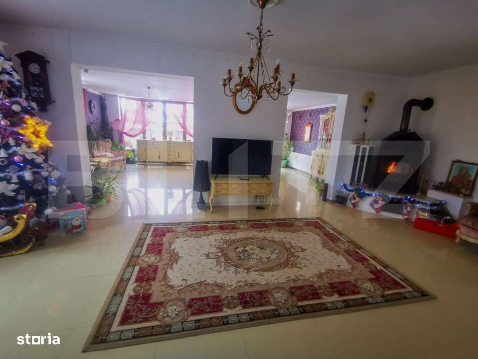 Casa deosebita in Sanpetru, 270 mp utili, 4 dormitoare si spatiu comer - Imagine principală: 4/12