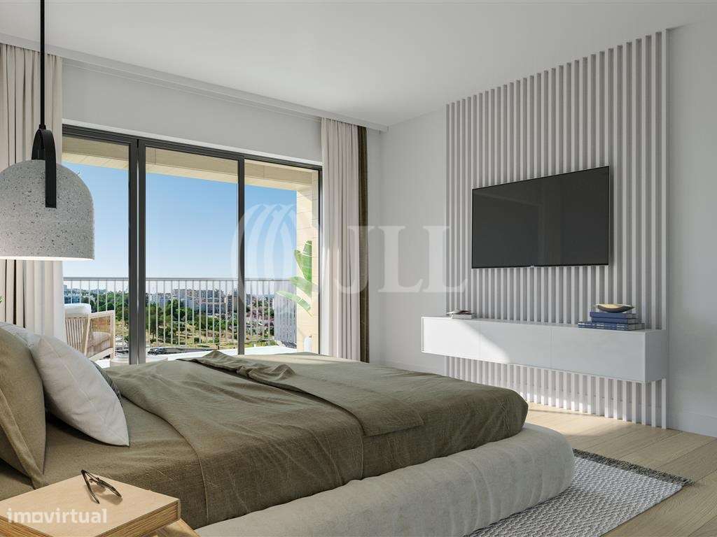 Apartamento T3 com terraço, varanda e estacionamento Panorama, Setúbal - Grande imagem: 4/35