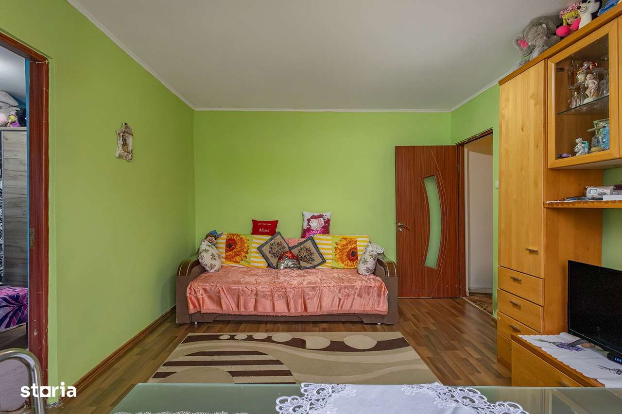 De vanzare apartament 2 camere in Buzias-1