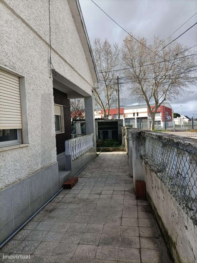 Moradia T3 no Chão Duro, Moita - Grande imagem: 2/53