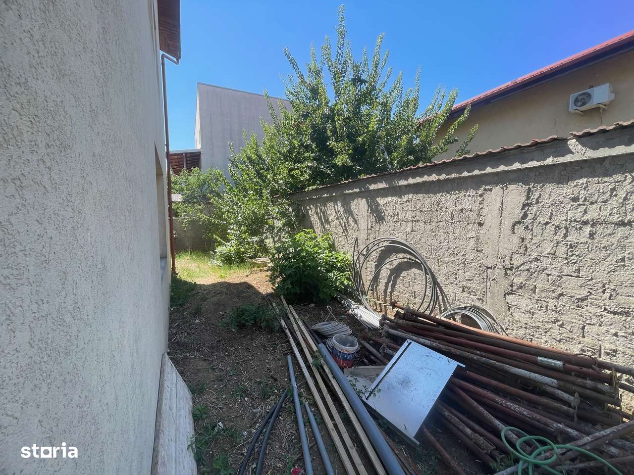 3 camere cu curte proprie și parcare | Bloc tip vilă |Metrou 2 min - Imagine principală: 4/5