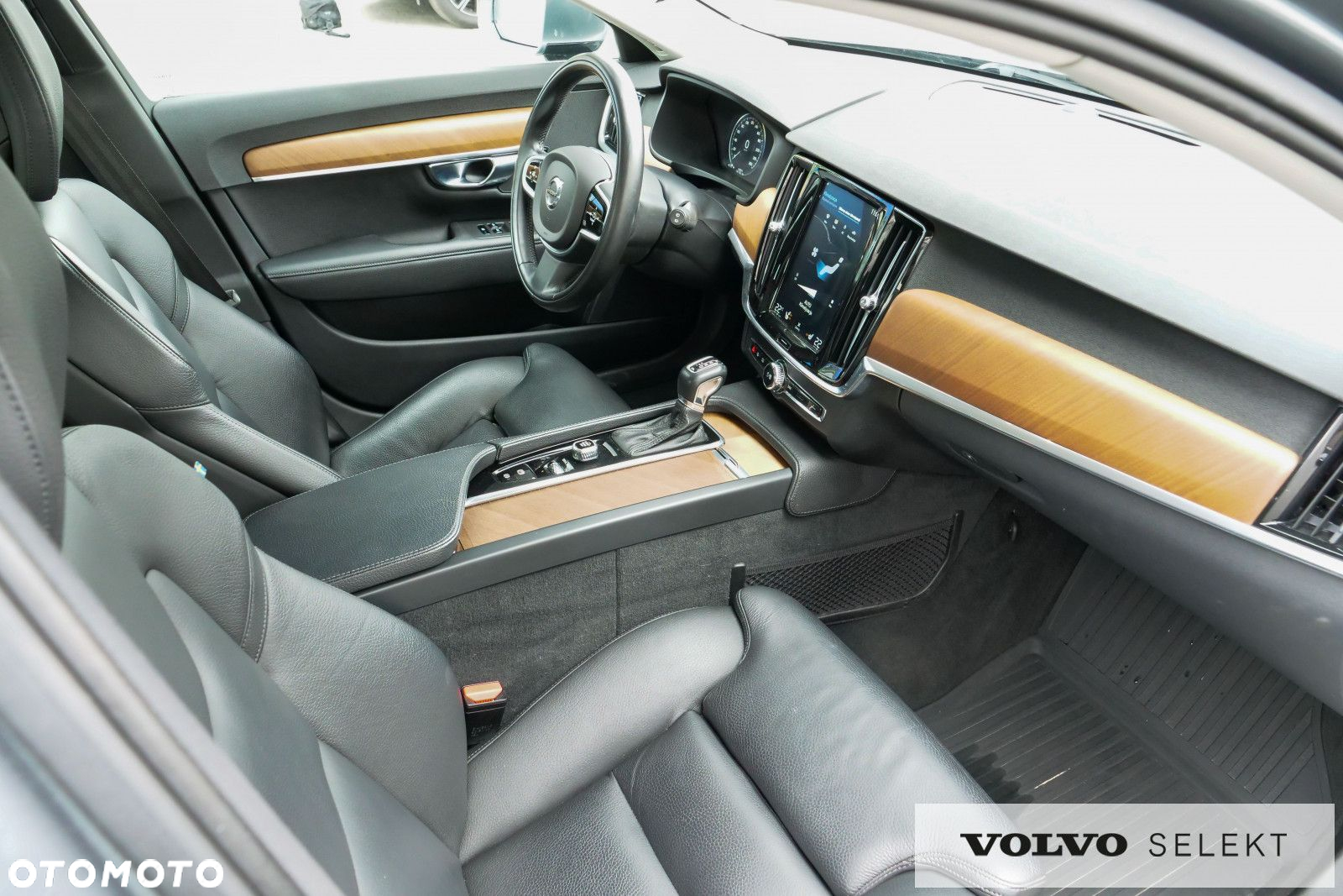 Volvo V90 - 31