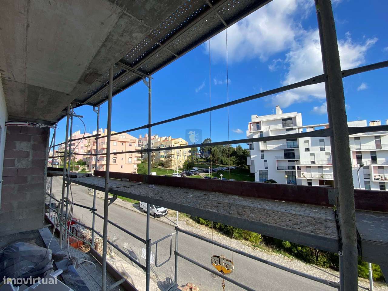 Apartamento em Construção junto ao Colégio! Tem 3 quartos, um deles em - Grande imagem: 4/17