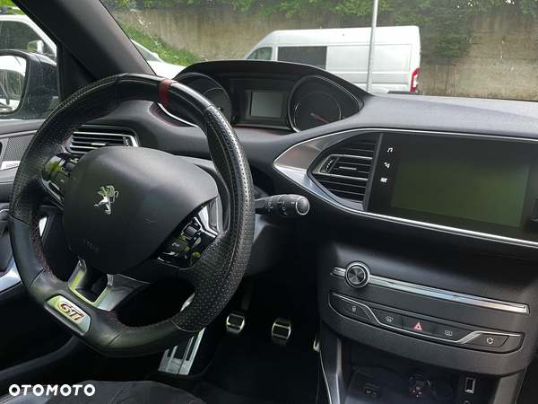 Peugeot 308 1.6 e-THP S&S GTi by Sport - 27