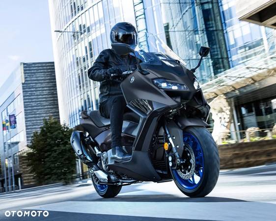 Yamaha Tmax - 5