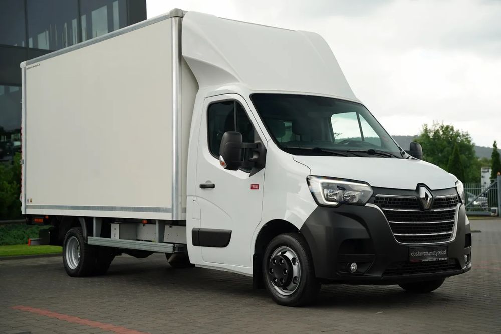 Renault Master 2021