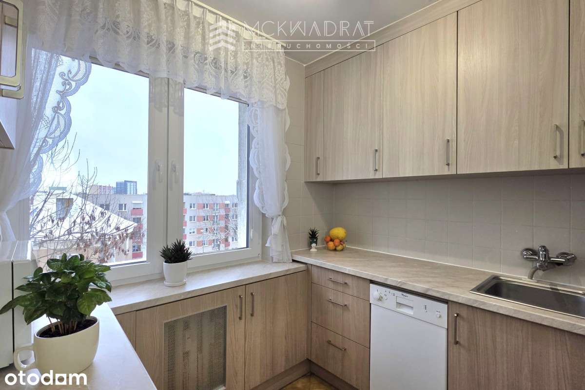 Antoniuk 3 pokoje, kuchnia - 46 m2 po remoncie-5