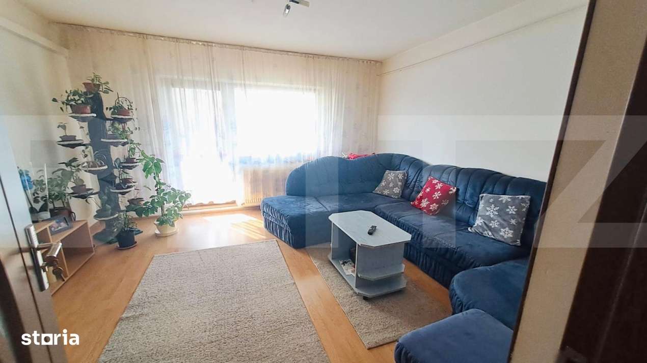Apartament cu 4 camere, 2 bai, 2 balcoane, Miorita, spatios si luminos - Imagine principală: 2/9